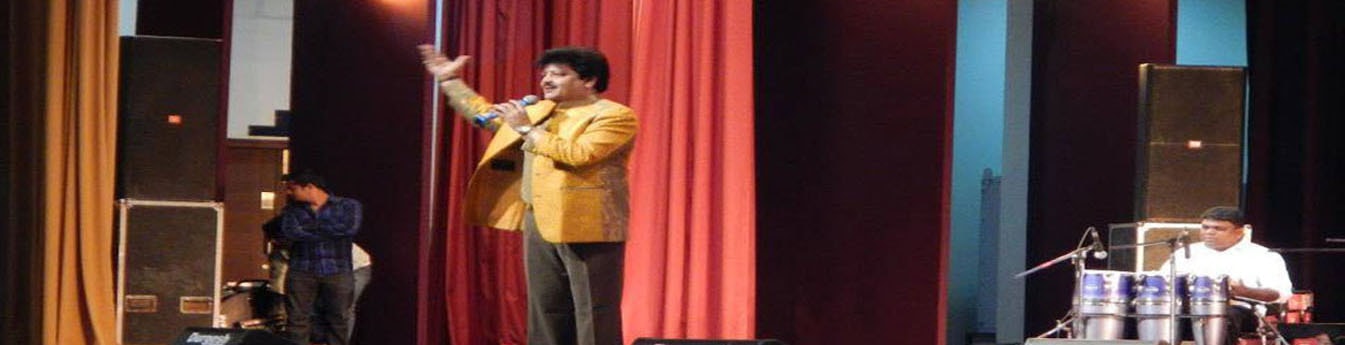 A famour Bollywood singer Udit Narayan performing in the campus